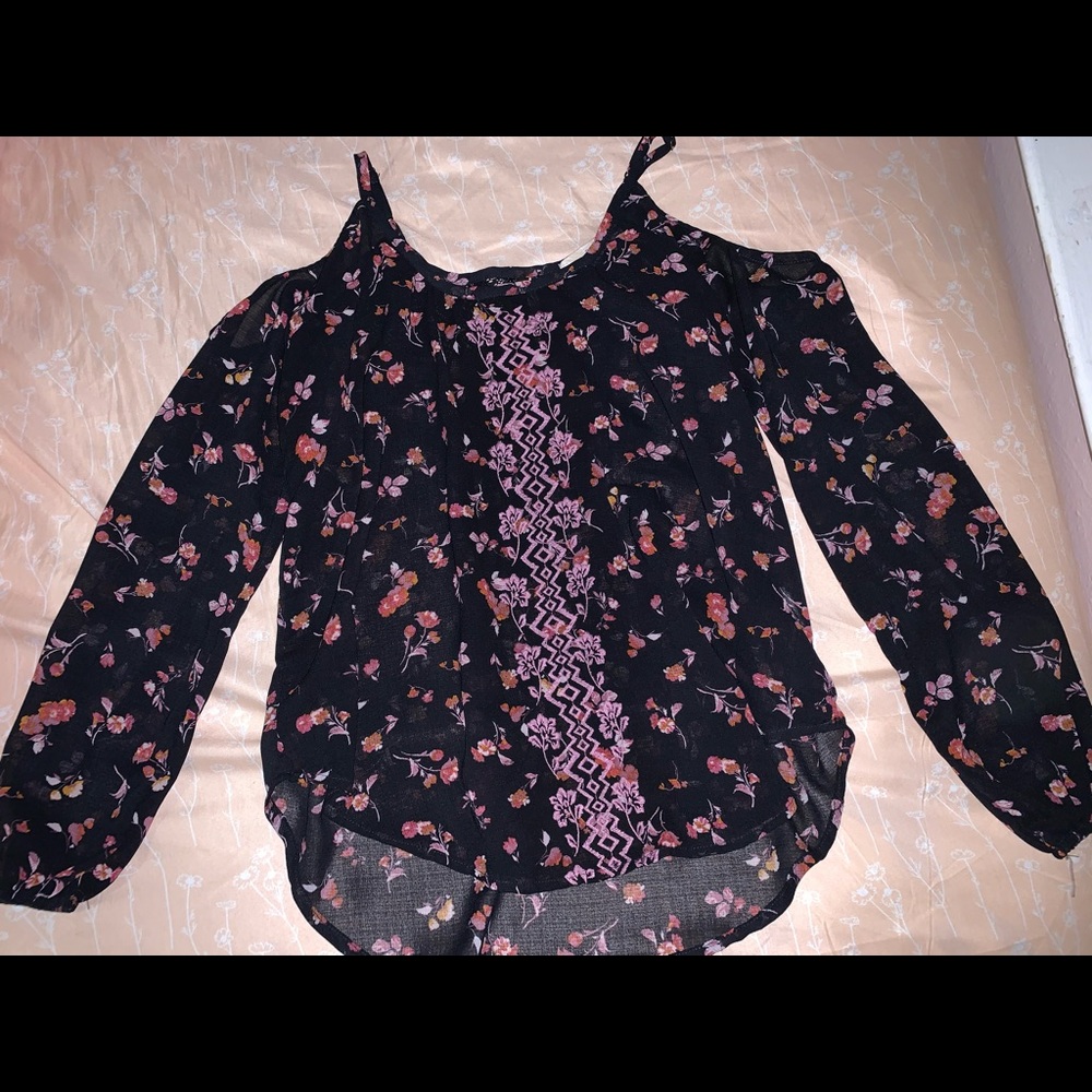 Multicolored flowy top